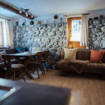Salon/salle à manger Appartement Wisliheim