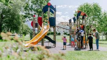 Aire de jeux pour enfants Auring