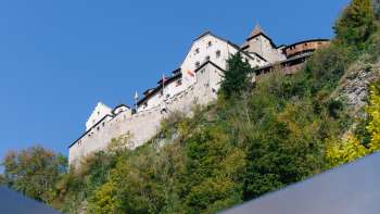 Vue depuis le « Städtle » sur le château de Vaduz