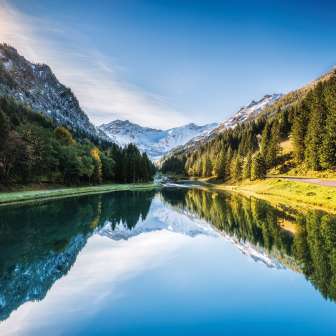 Lever de soleil sur le Lac Gänglesee à la Steg
