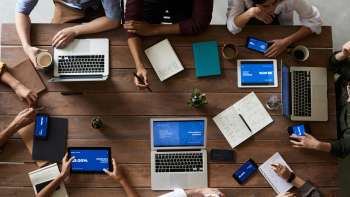 Utiliser l'IA et les bots dans l'entreprise - Automatisation pour plus d'efficacité