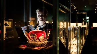 2015_kulturweg_9827.jpg Chapeau_principal_invité_vitrine_château
