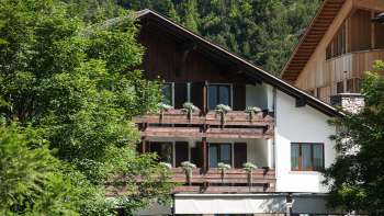 Vue extérieure de l'hôtel Falknerei Galina