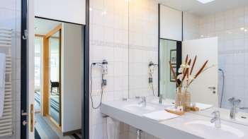 Salle de bains de l'hôtel Schatzmann