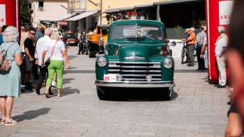 Rencontre de voitures anciennes
