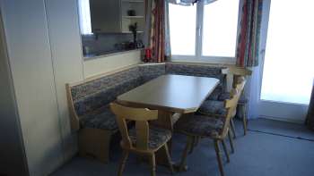 Coin repas de la maison de vacances Öhri